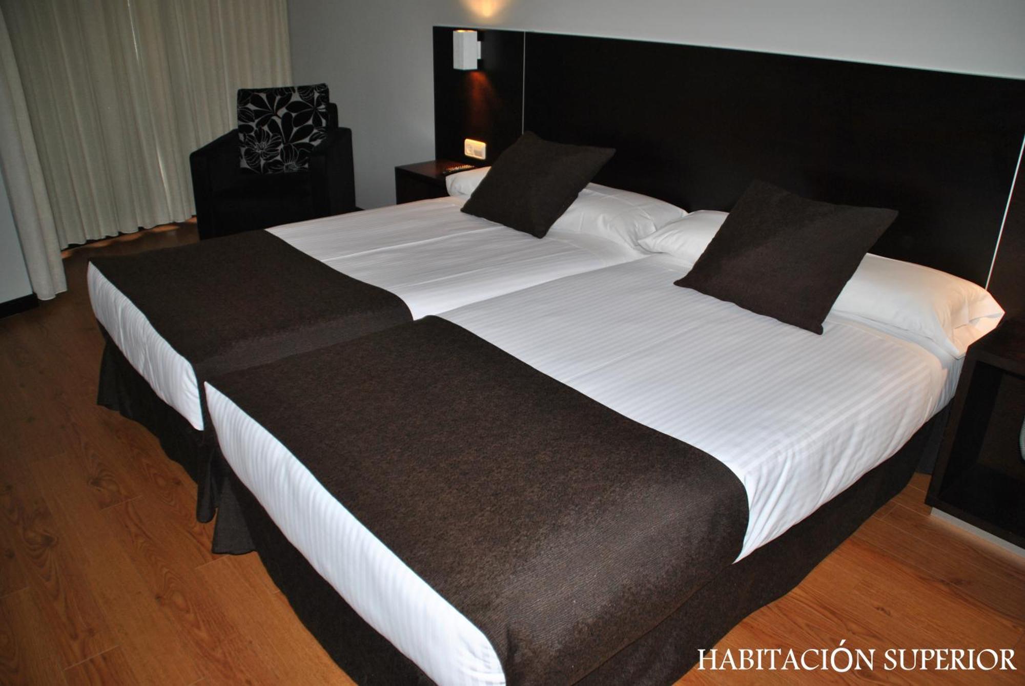 Hotel Junquera Виго Экстерьер фото