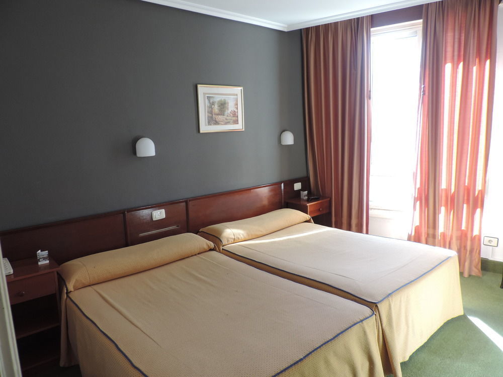 Hotel Junquera Виго Экстерьер фото
