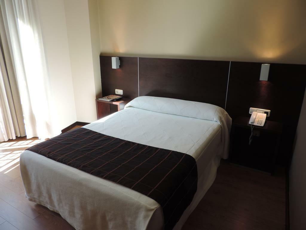 Hotel Junquera Виго Экстерьер фото